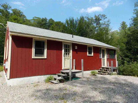 1736 Stinson Lake Road Rumney NH 03266