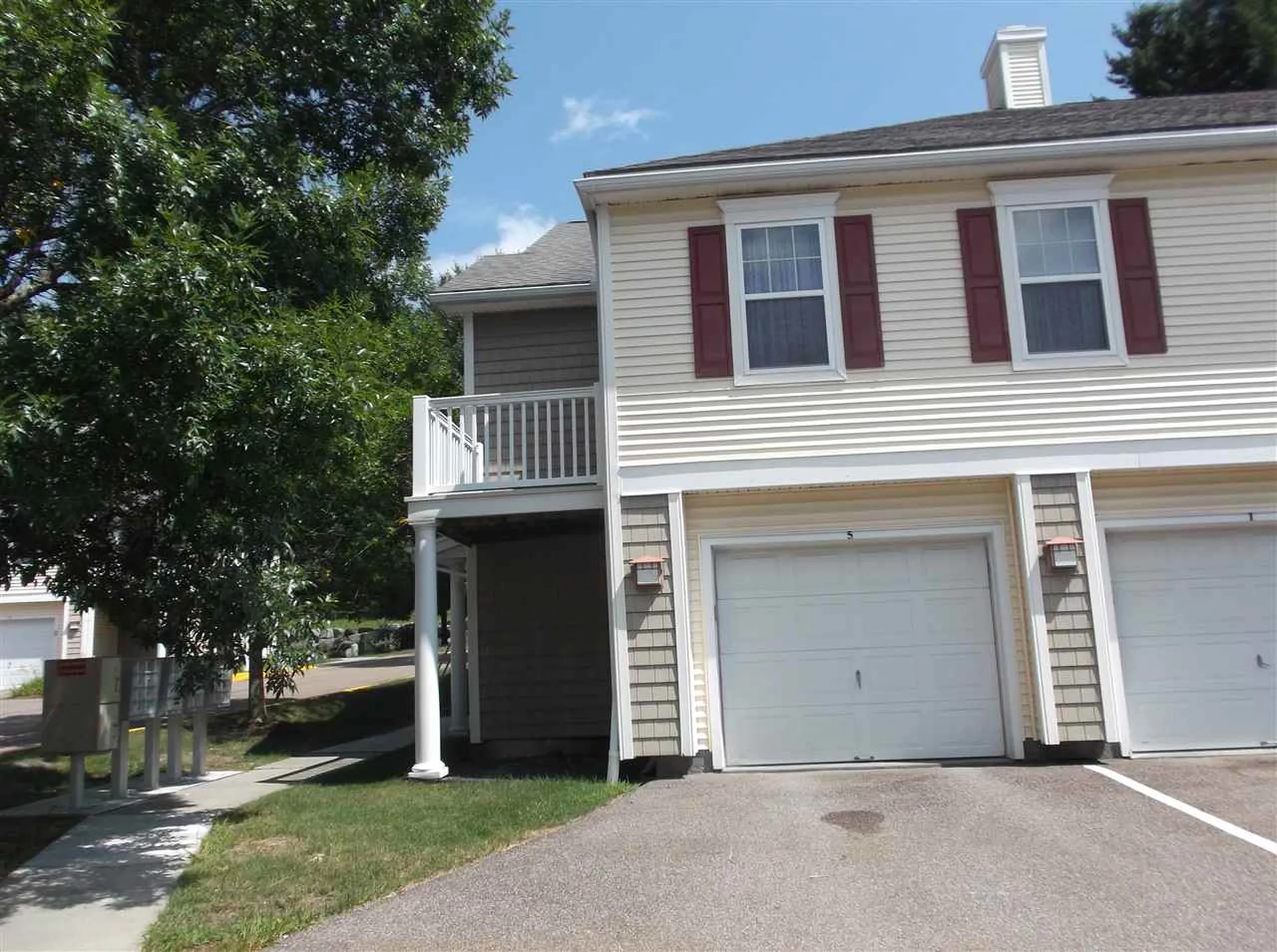 65 - 5 Pearl Street Essex VT 05452