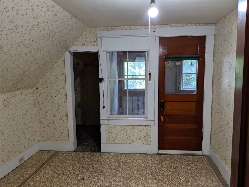 415 School Street Rumney NH 03266-3416