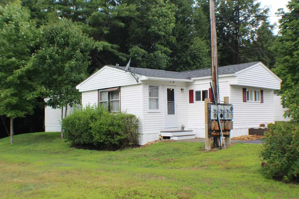 10 Brook Circle Loudon NH 03307