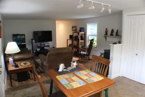 10 Brook Circle Loudon NH 03307