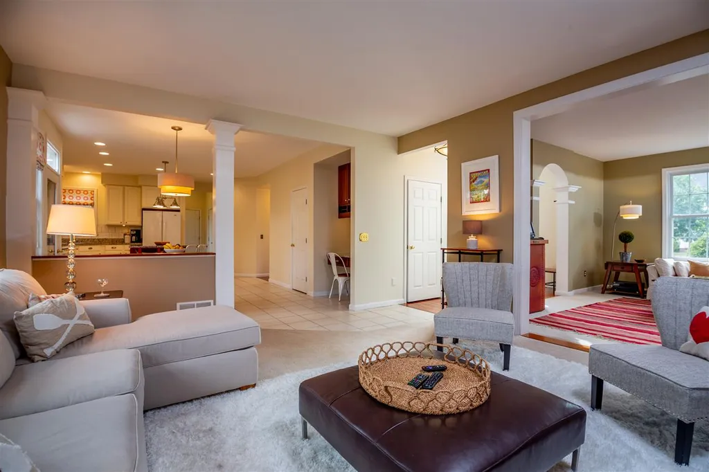 310 Cobblestone Circle South Burlington VT 05403