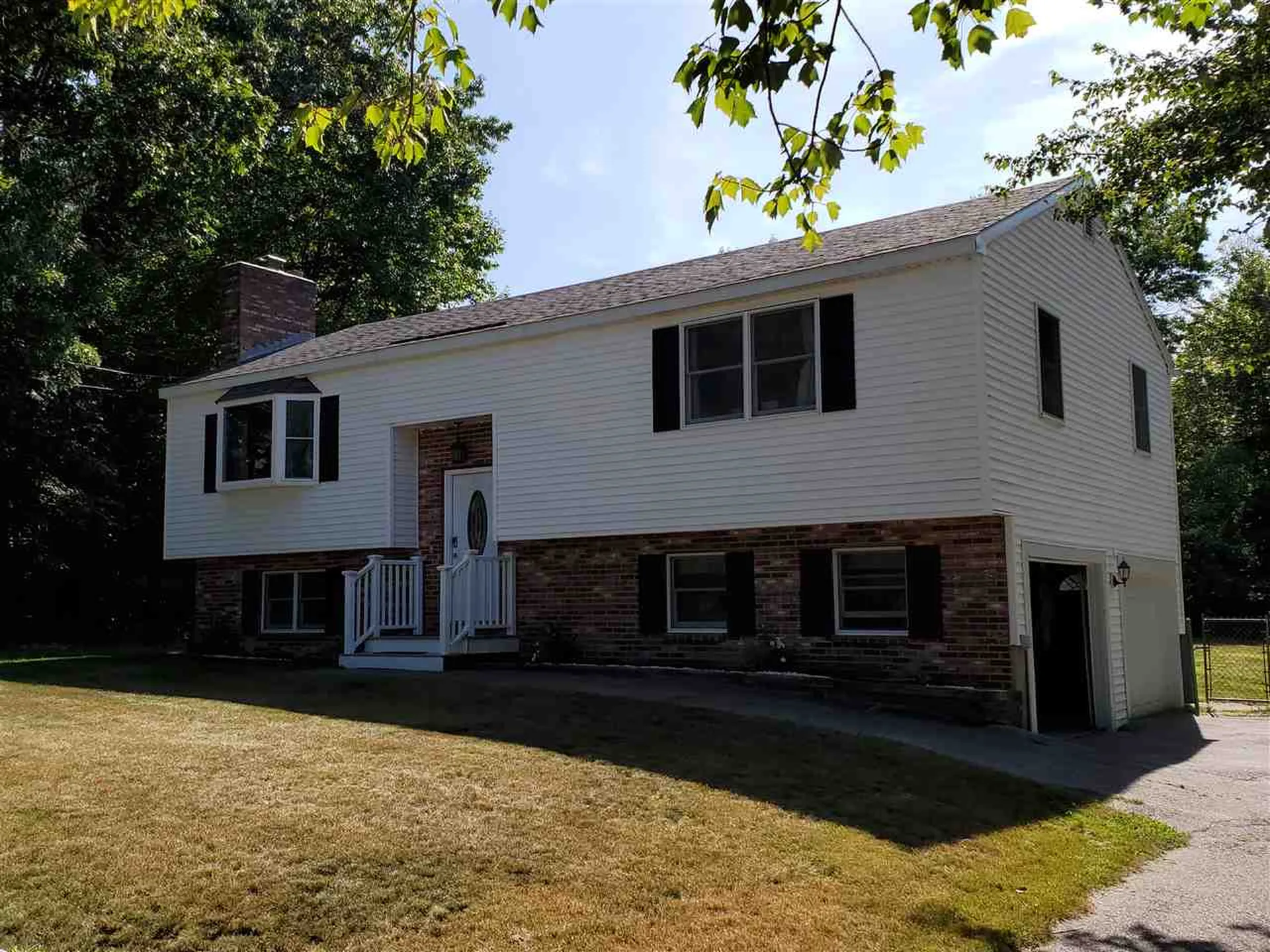 53 Lindstrom Court Manchester NH 03104
