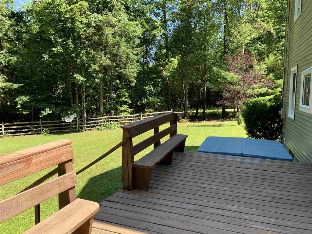 68 Sunset Circle Alstead NH 03602