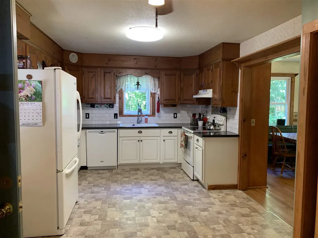 68 Sunset Circle Alstead NH 03602