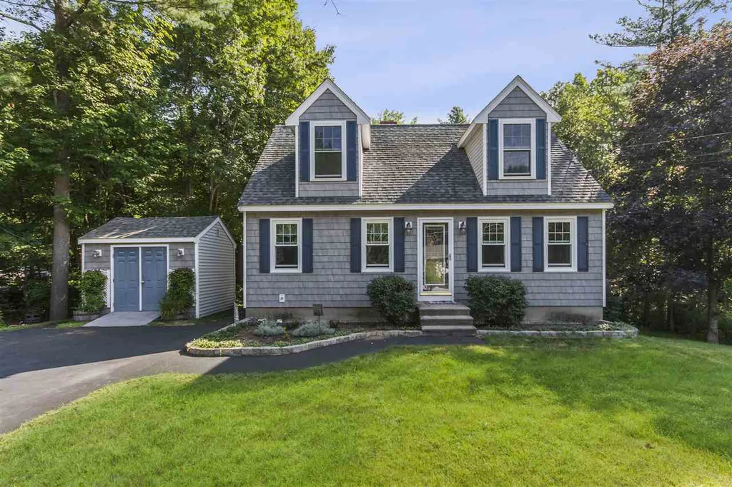 139 Smith Avenue Pembroke NH 03275