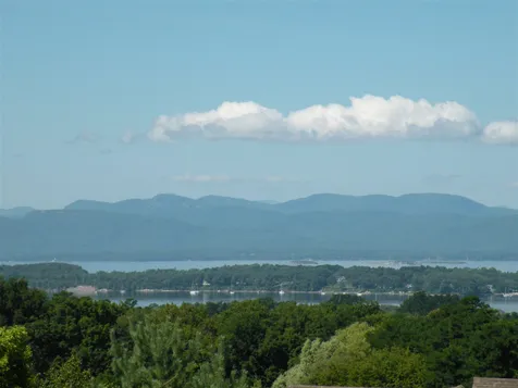 89 Juniper Drive South Burlington VT 05453