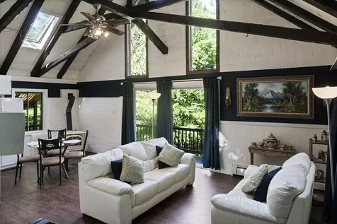 39 Village Road Newbury NH 03255