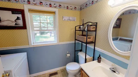 11 Jefferson Drive Hillsborough NH 03244