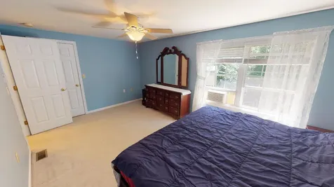 11 Jefferson Drive Hillsborough NH 03244