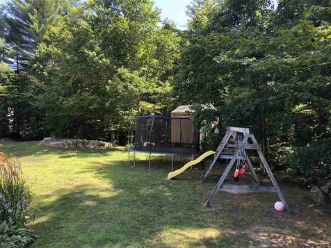 11 Jefferson Drive Hillsborough NH 03244
