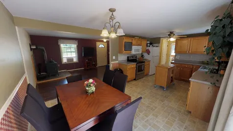 11 Jefferson Drive Hillsborough NH 03244