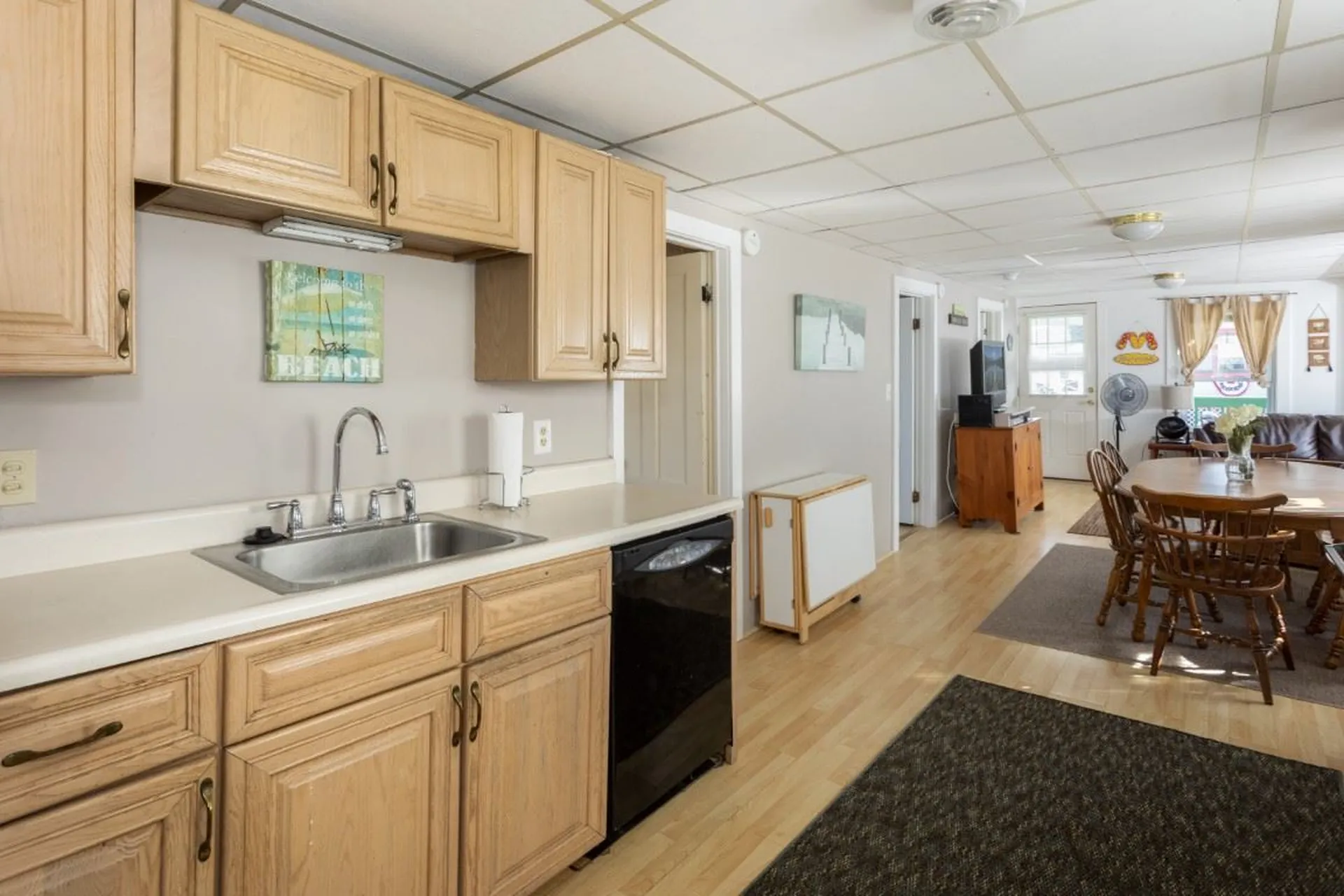 17 Nudd Avenue Hampton NH 03842