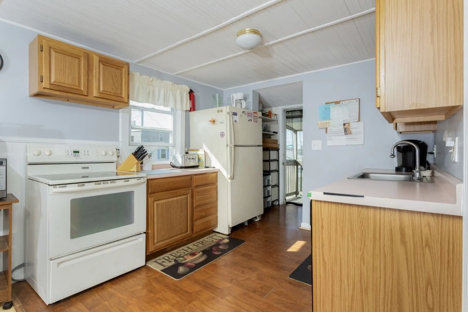 17 Nudd Avenue Hampton NH 03842