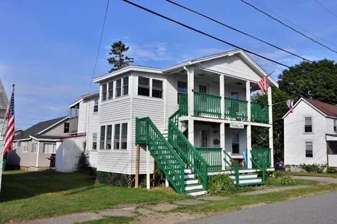 17 Nudd Avenue Hampton NH 03842