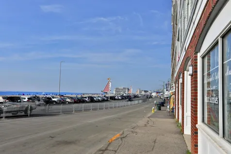 17 Nudd Avenue Hampton NH 03842