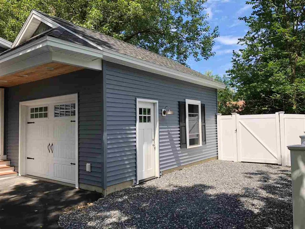 3 Spruce Street Exeter NH 03833