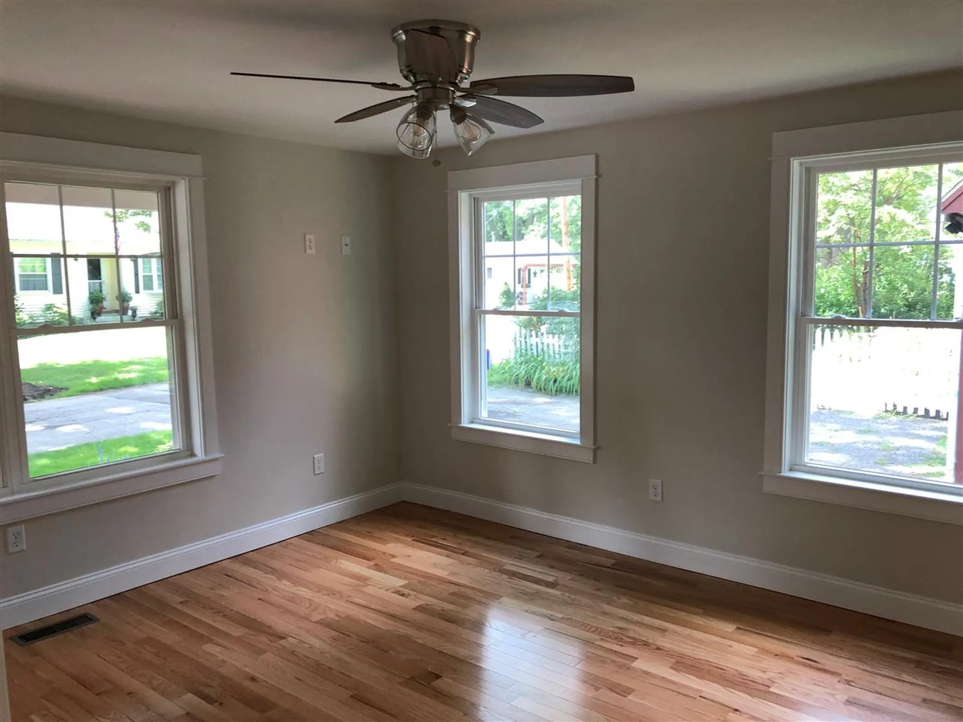 3 Spruce Street Exeter NH 03833