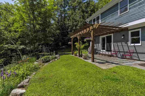 8 Jewell Road Wilmot NH 03287