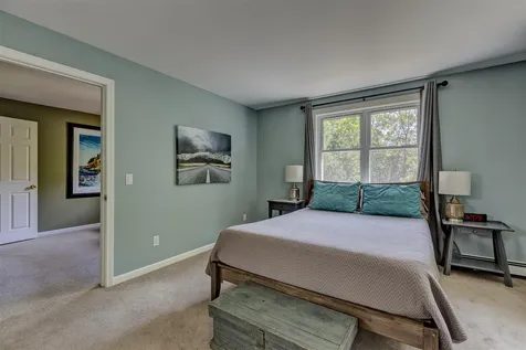 8 Jewell Road Wilmot NH 03287