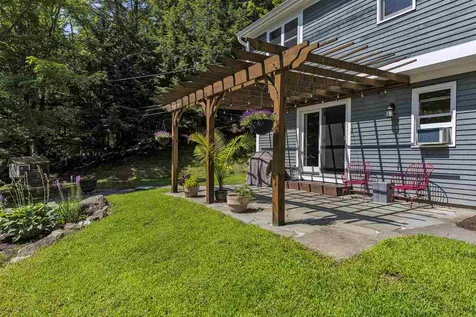 8 Jewell Road Wilmot NH 03287