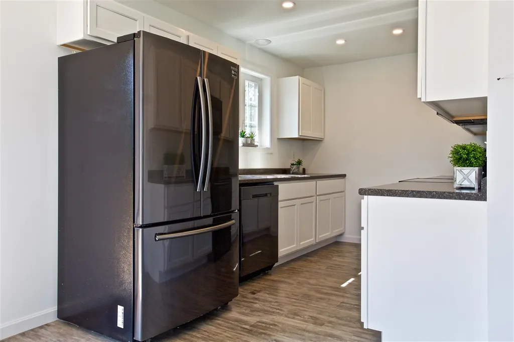 419 Second Crown Point Road Strafford NH 03884