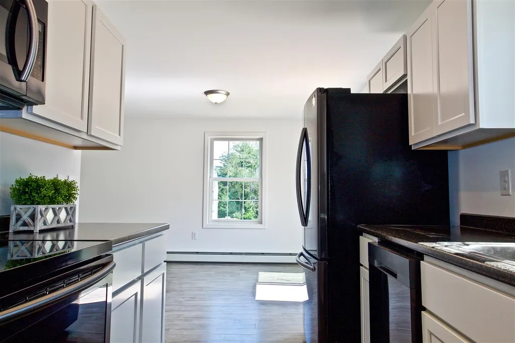 419 Second Crown Point Road Strafford NH 03884