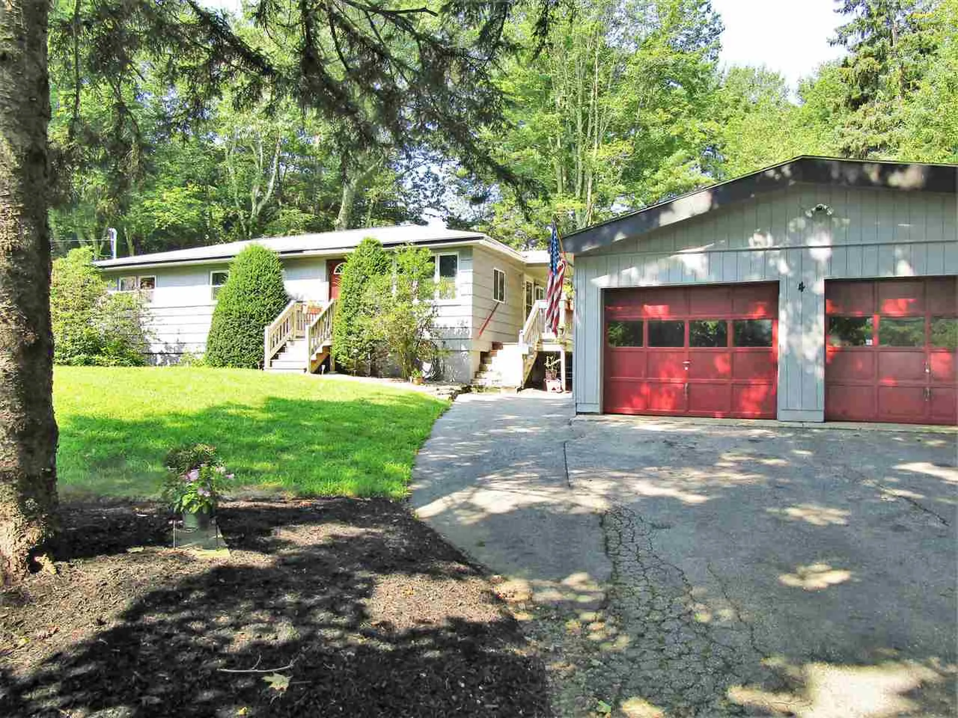4 Collins Road Danville NH 03819