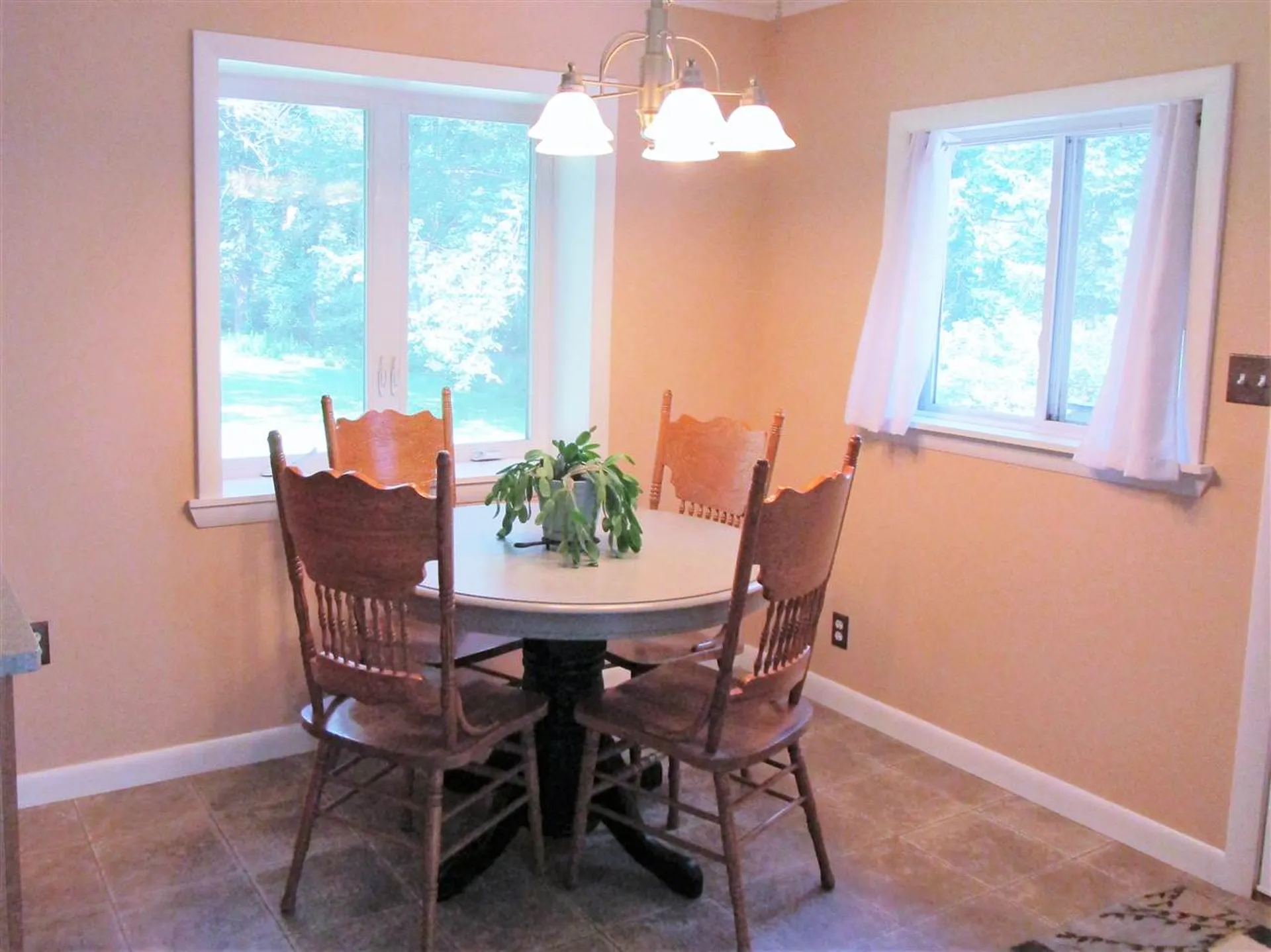 4 Collins Road Danville NH 03819