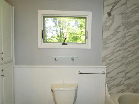 4 Collins Road Danville NH 03819