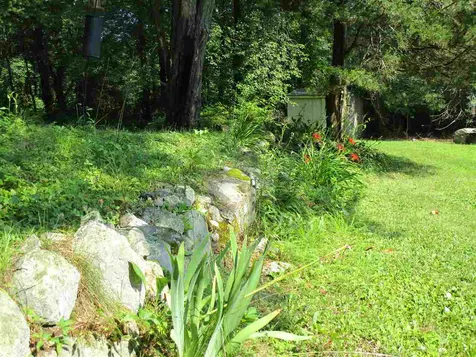 4 Collins Road Danville NH 03819