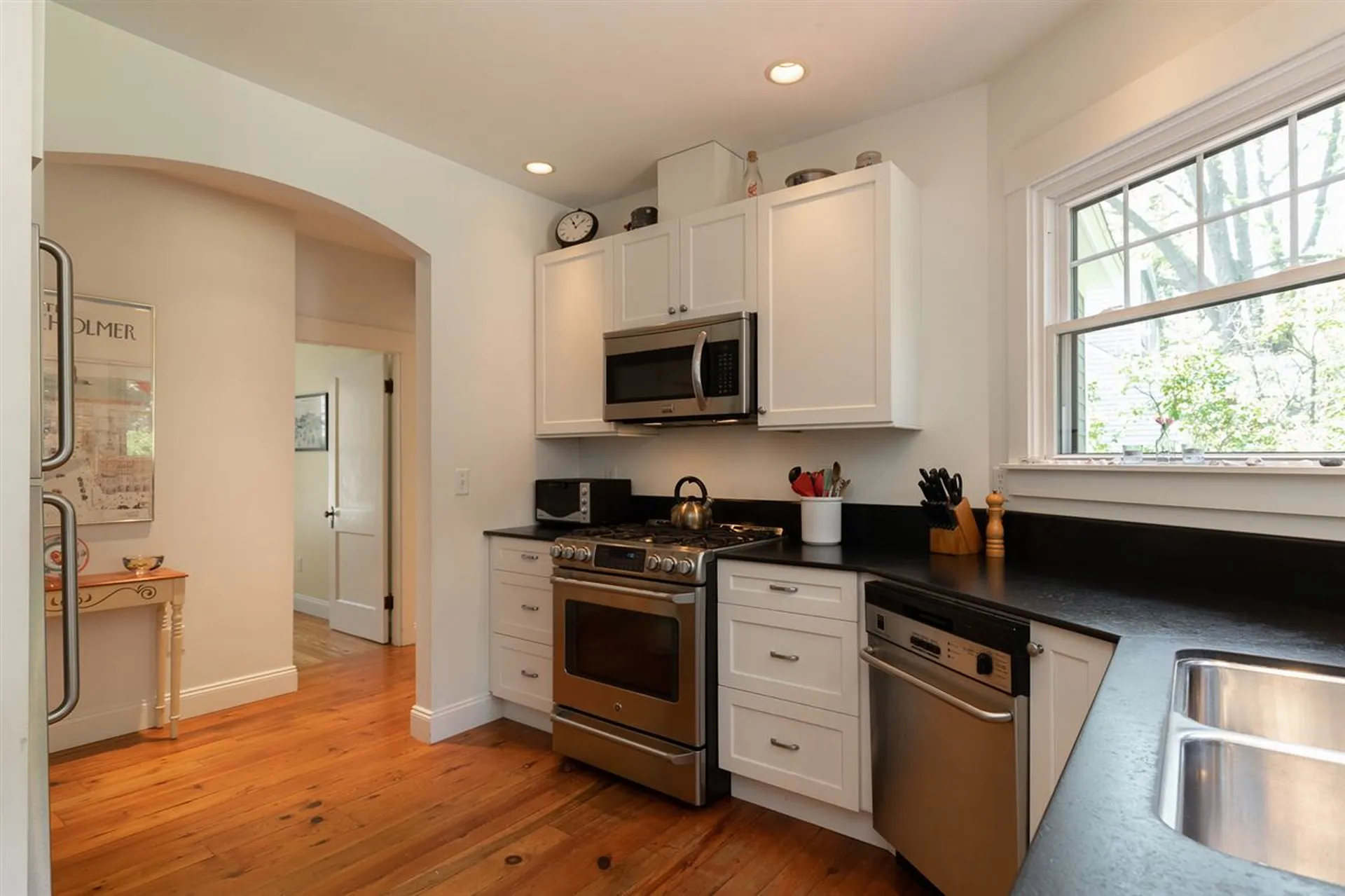 33 Riverview Road New Castle NH 03854