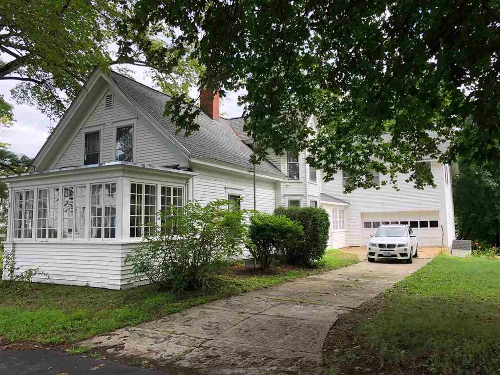5 Green Street Pittsfield NH 03263