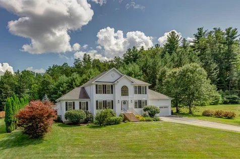 196 Tinker Road Nashua NH 03063