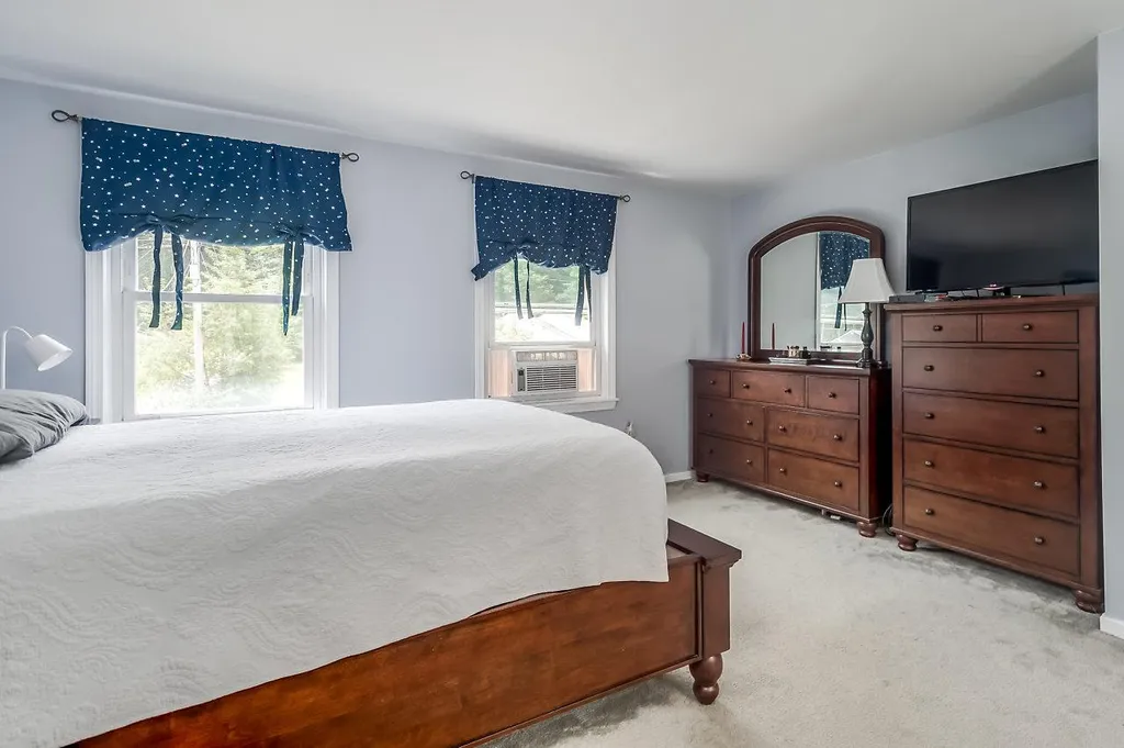 24 Beech Road South Berwick ME 03908