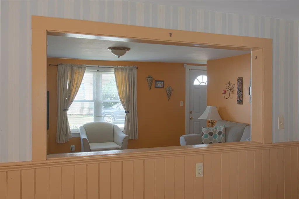 17 Sherman Street Rochester NH 03839