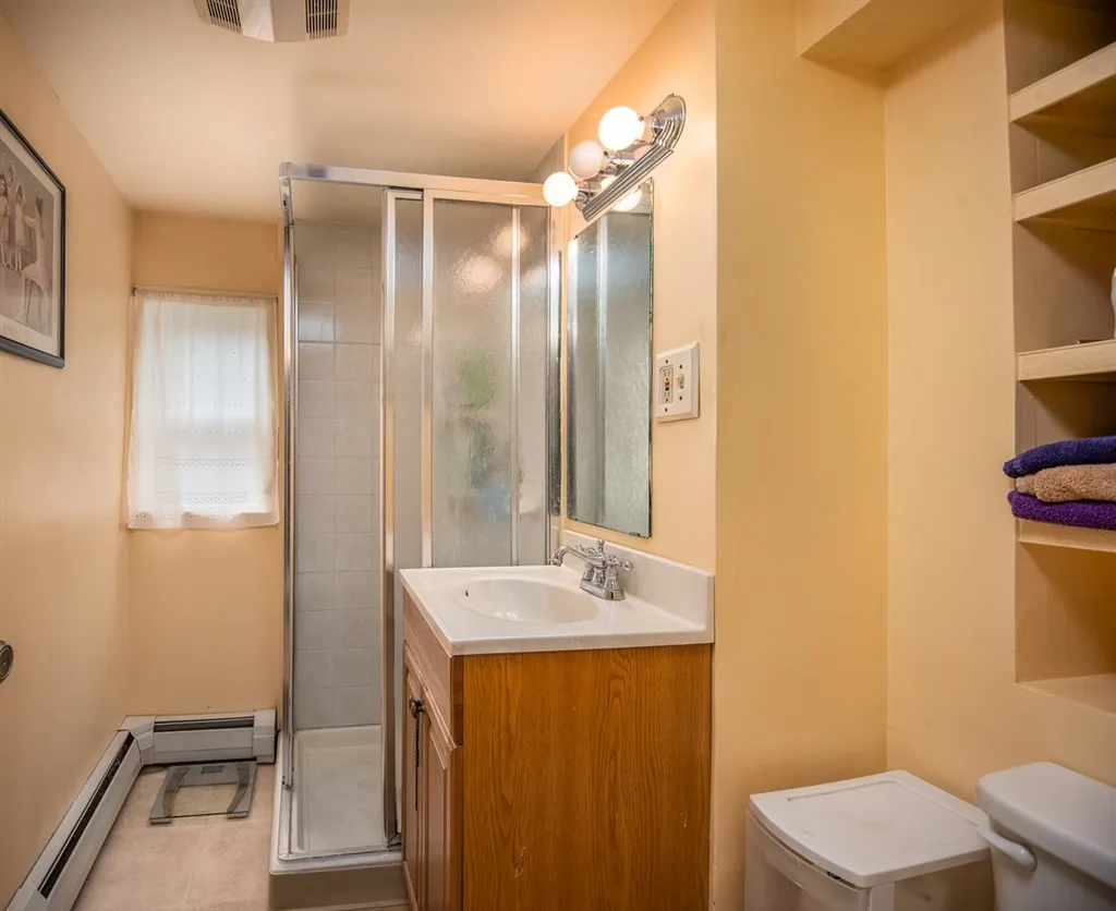 17 Sherman Street Rochester NH 03839