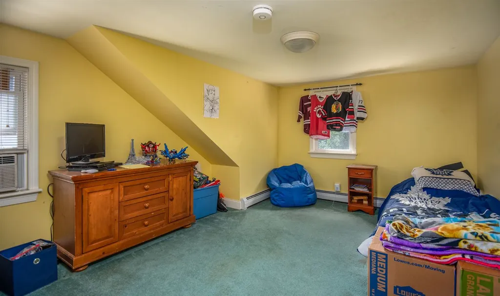 17 Sherman Street Rochester NH 03839