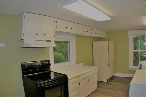 110 Park Avenue Hopkinton NH 03229