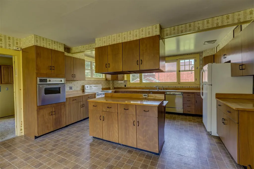 376 River Road Lyme NH 03768