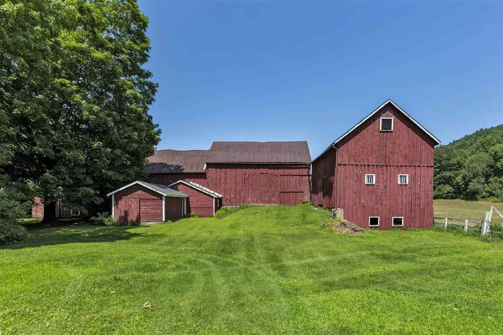 376 River Road Lyme NH 03768