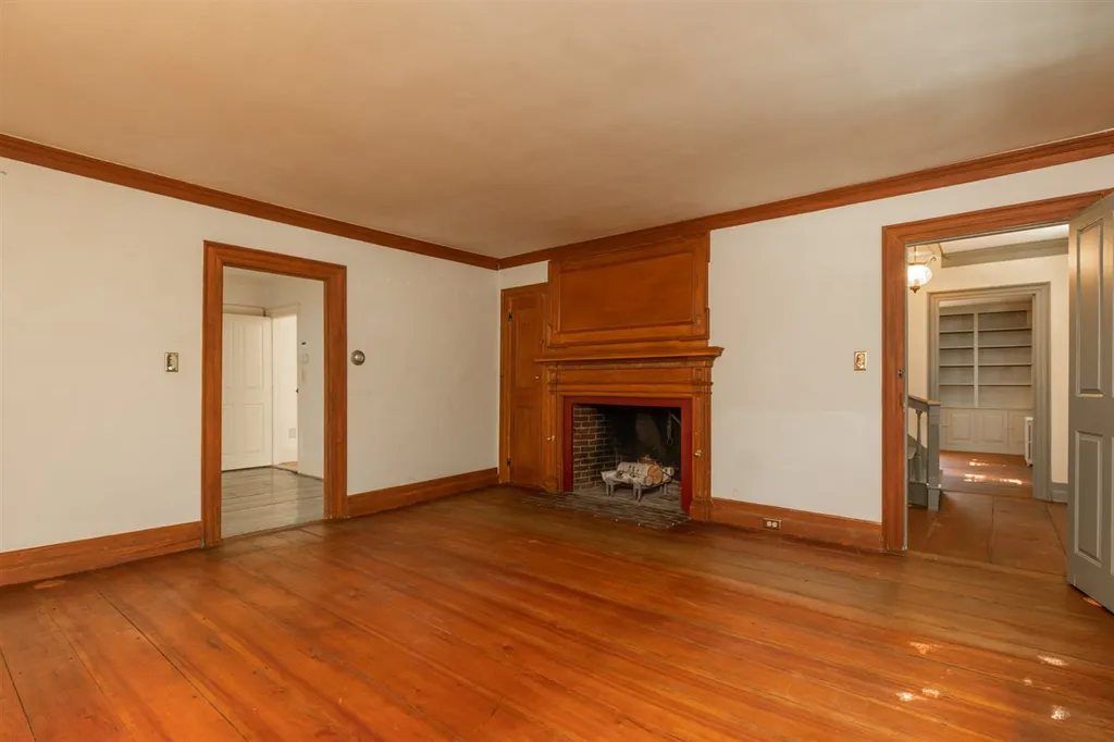 32 Hampton Road Exeter NH 03833