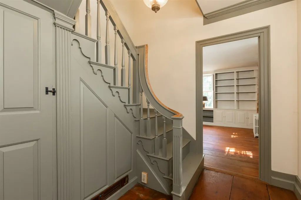 32 Hampton Road Exeter NH 03833
