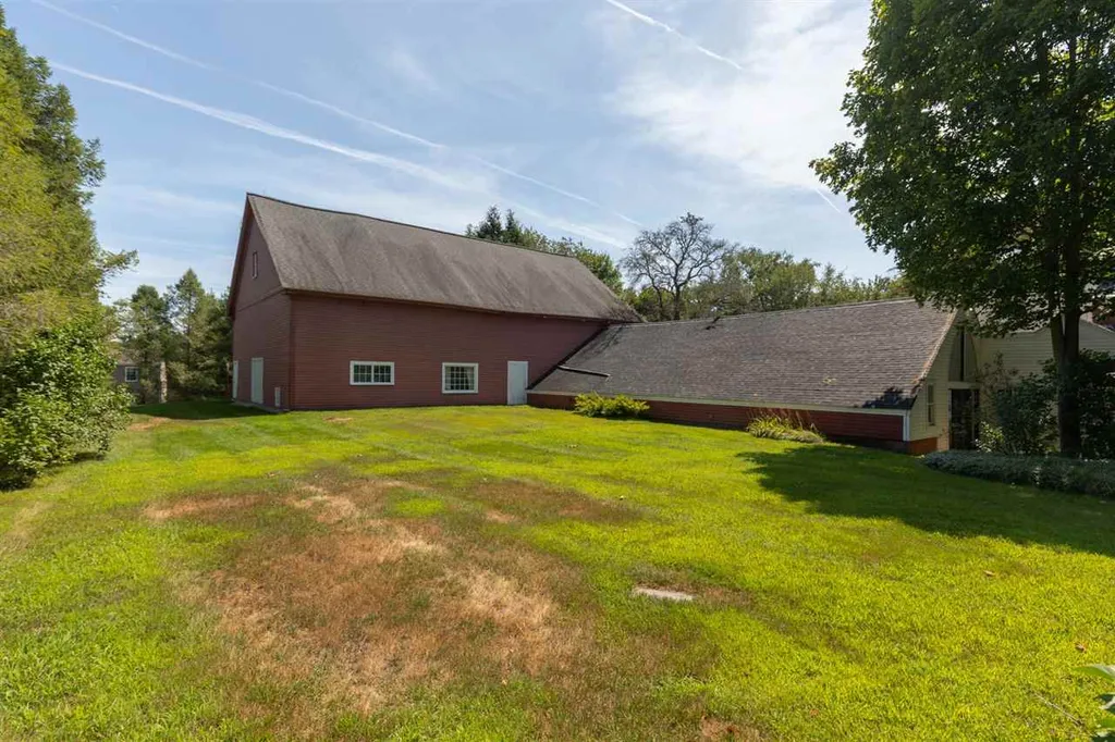 32 Hampton Road Exeter NH 03833