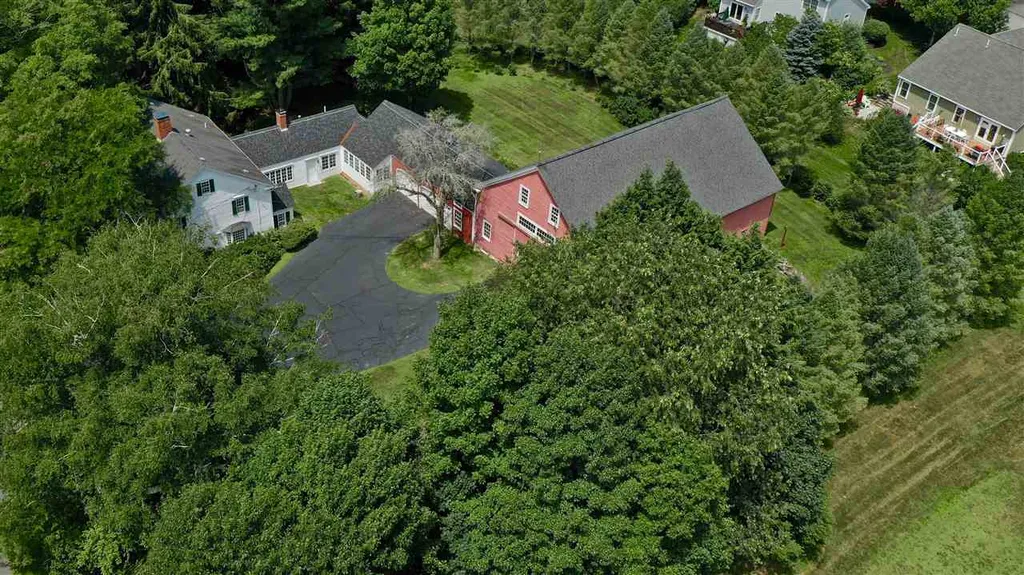 32 Hampton Road Exeter NH 03833