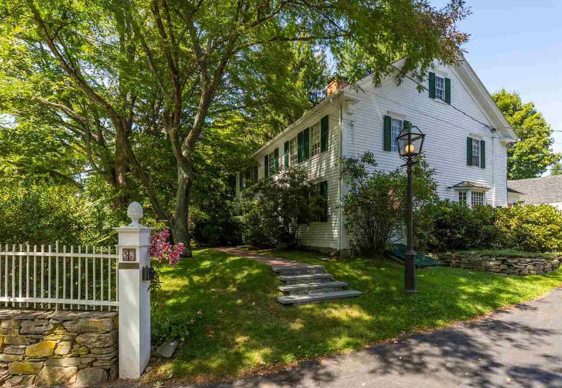 32 Hampton Road Exeter NH 03833