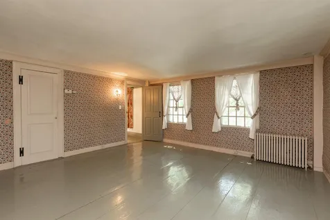 32 Hampton Road Exeter NH 03833