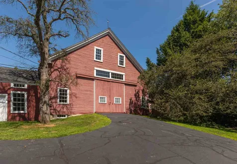 32 Hampton Road Exeter NH 03833