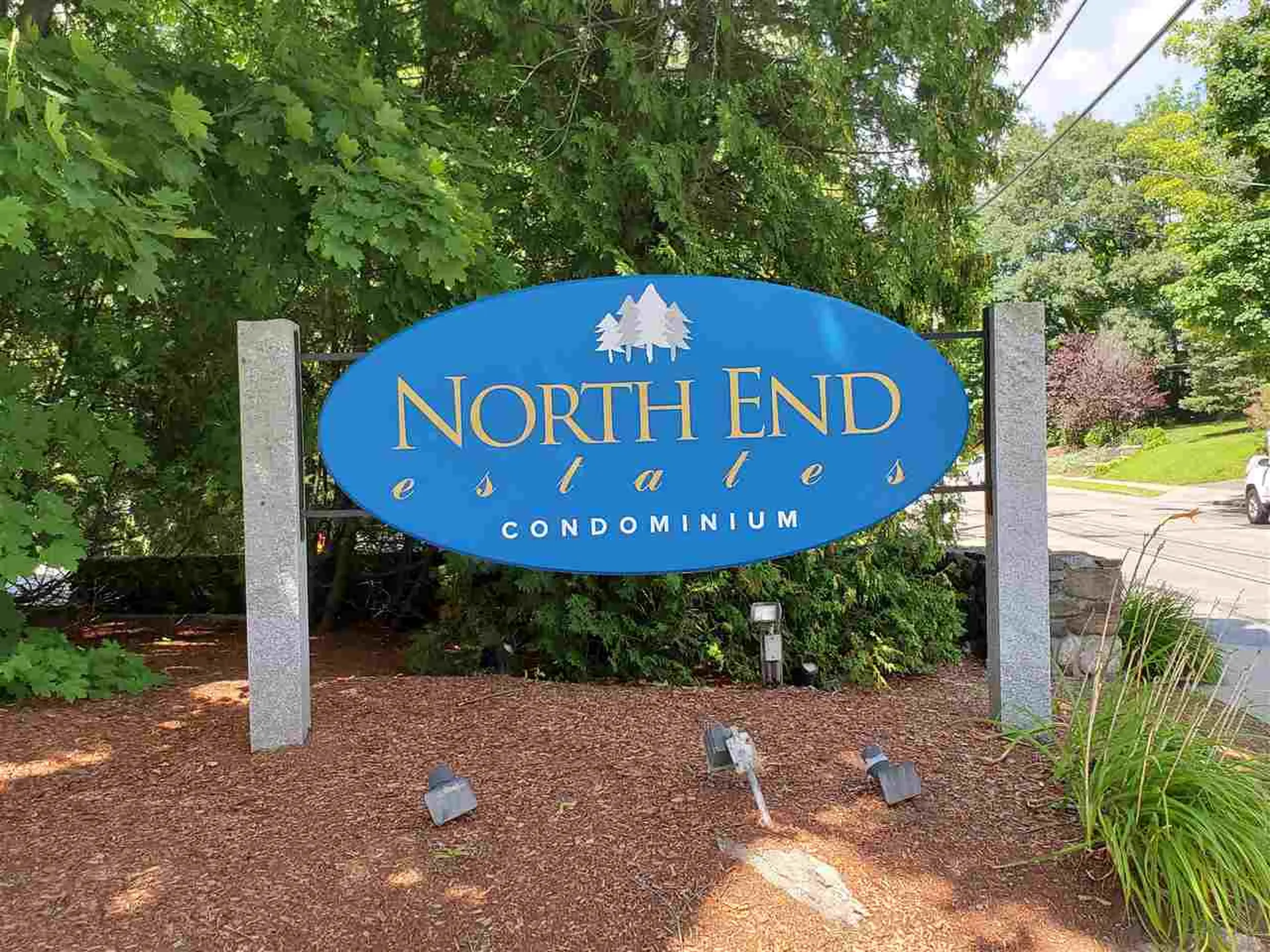 33 Andrew Street Manchester NH 03104-2413