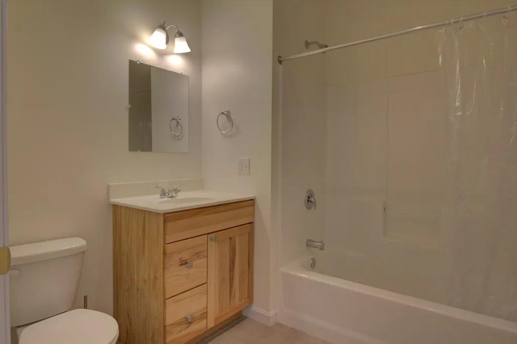 6 Village Court Grand Isle VT 05458